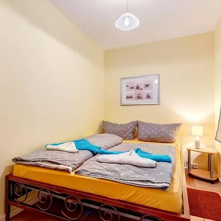 Ferienhaus Bergstrasse 7 Tatil Evi *